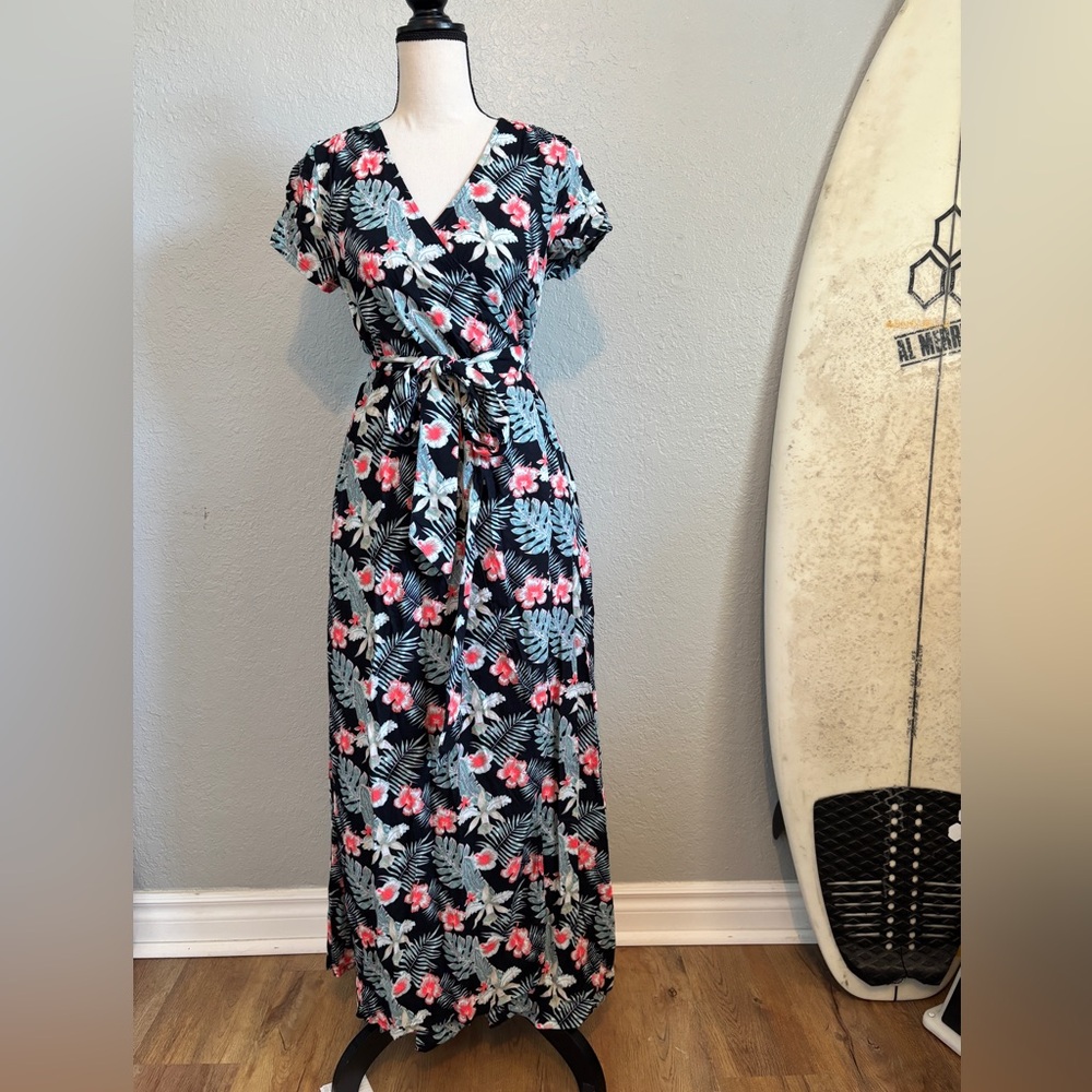 Roxy tropical floral wrap maxi dress Sz. XS